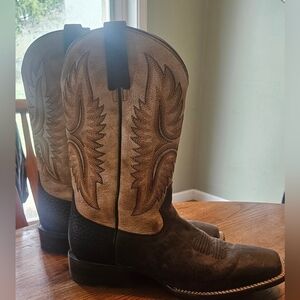 Ariat Two-Tone Brown and Tan Western Cowboy Boots